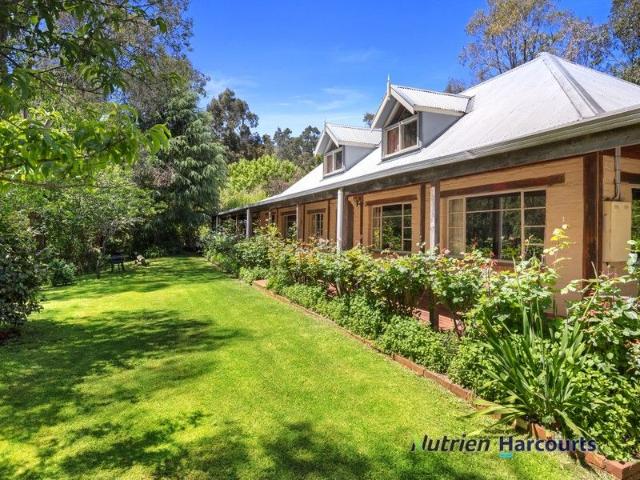 Cottage for sale in Yea, Victoria