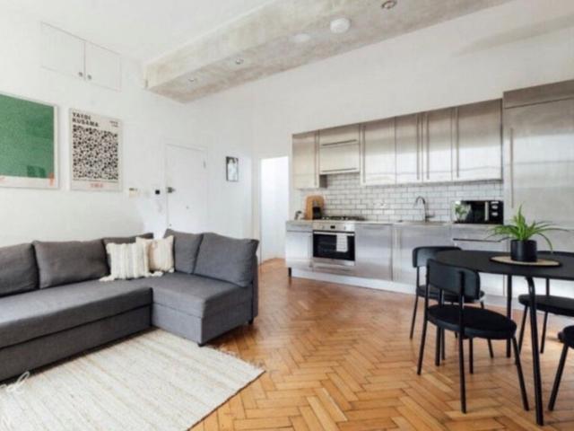 Apartment for rent in West Hackney, Greater London
