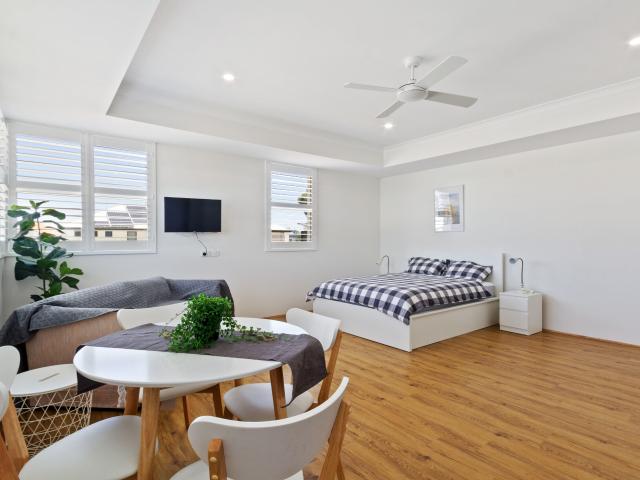 Granny Flat for rent in Mosman Park, Western Australia