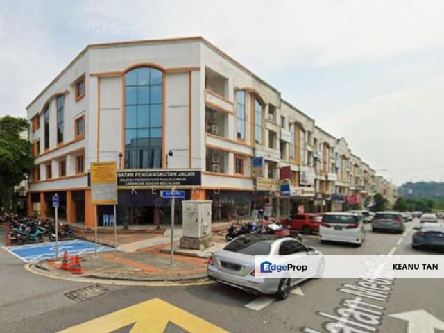 Shop for rent in Medan Putra, Kepong