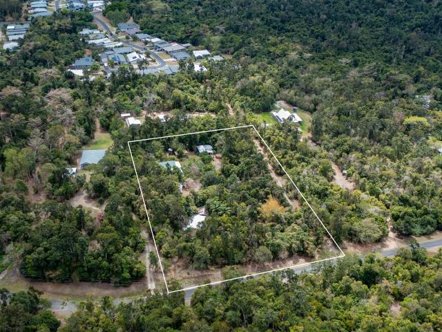 Cottage for sale in Jubilee Pocket, Airlie Beach
