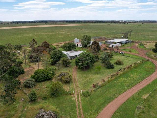 Cottage for sale in Nareeb, Shire of Southern Grampians