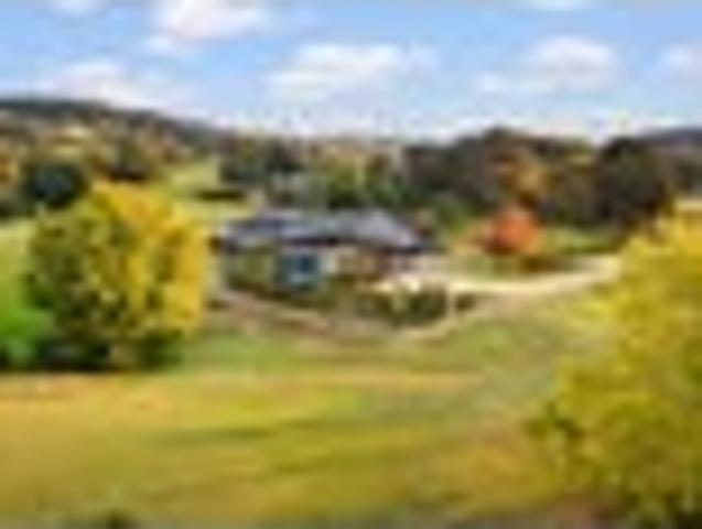 House for sale in Awhitu