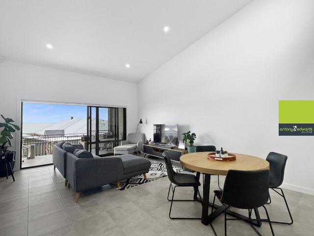 Duplex for sale in Brisbane Grove, New South Wales