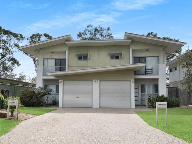 Apartment for sale in Middlemount, Queensland