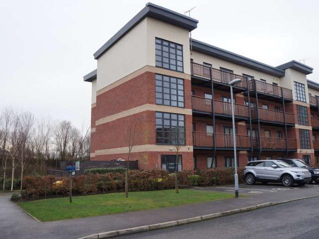 Flat for sale in Radcliffe, Bury
