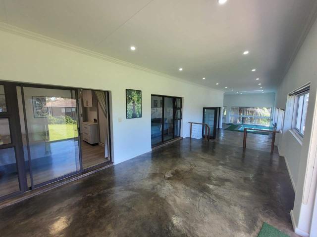 House for sale in Jeffreys Bay, Kouga Local Municipality