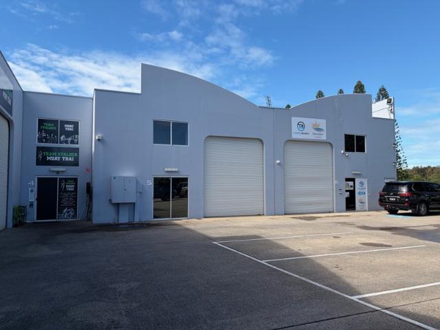 Warehouse for rent in Kings Creek, Queensland