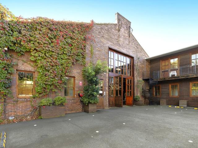 Warehouse for rent in Sydney, Alexandria