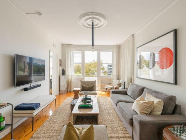 Apartment for sale in Elizabeth Bay, Sydney
