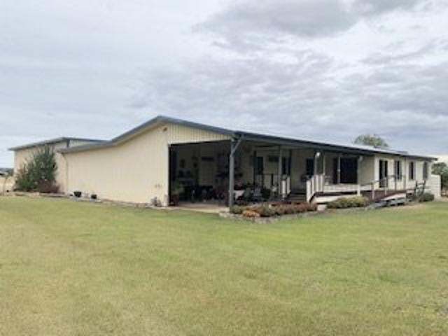 Cottage for sale in Taroom, Queensland