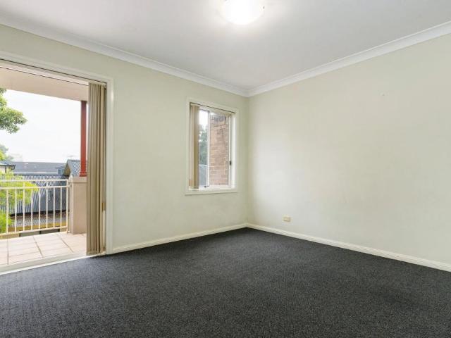 Townhouse for rent in Sydney, New South Wales