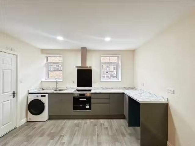 House for rent in Ewens Farm, Golden Valley