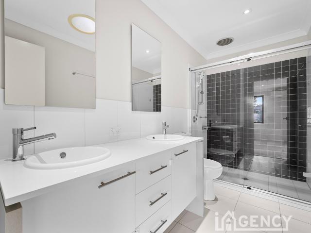 Townhouse for sale in Camerons Creek, Victoria