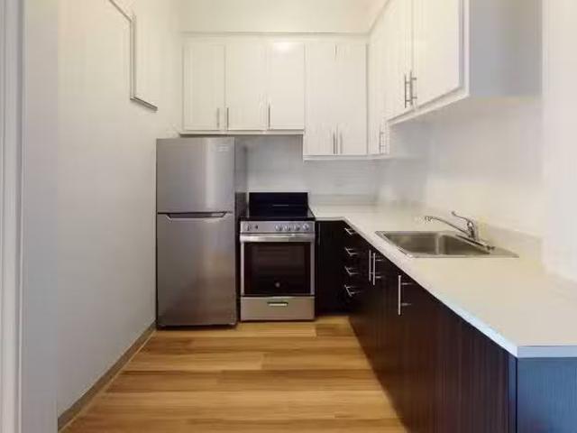 Condo for rent in St. Leonard's, Quebec