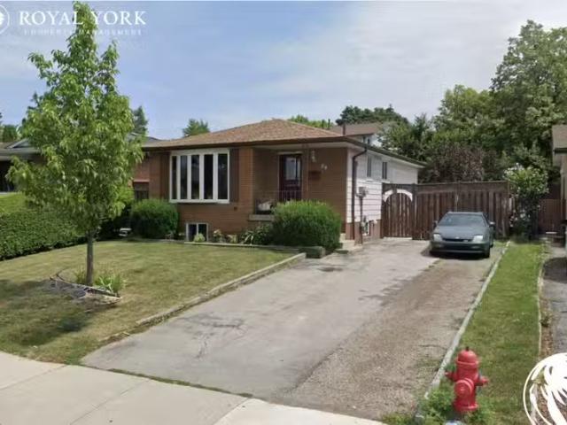 Condo for rent in Berrisfield, Hamilton