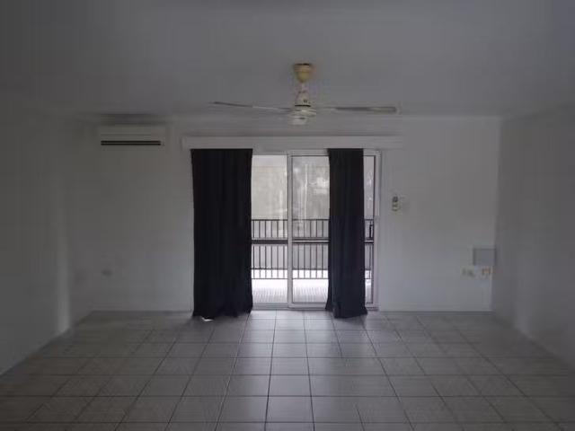 Apartment for rent in Edge Hill, Queensland