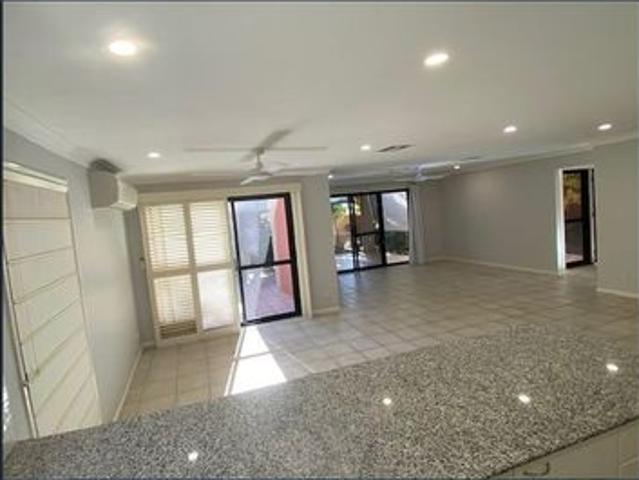 Townhouse for rent in Toombul, Queensland