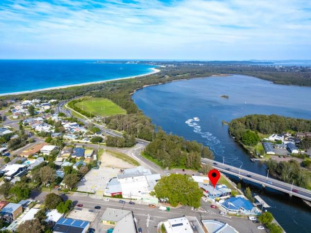 Retail for sale in Budgewoi, New South Wales