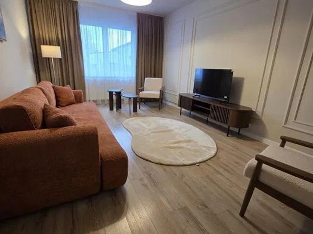 Apartament închirieri