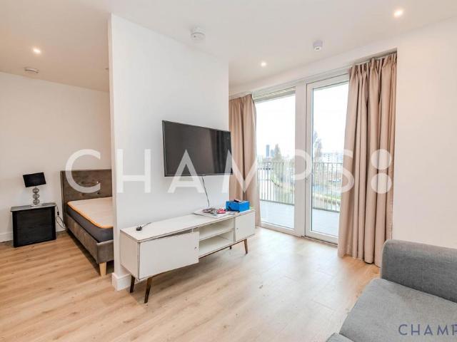Apartment for rent in Alperton, Greater London