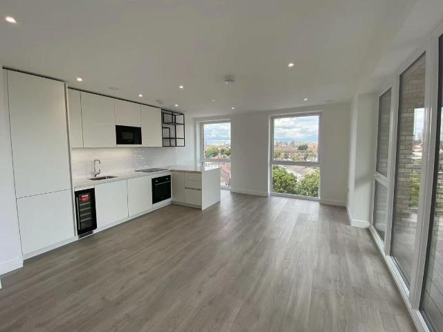 House for rent in Alperton, Greater London
