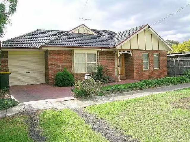 Apartment for rent in Avondale Heights