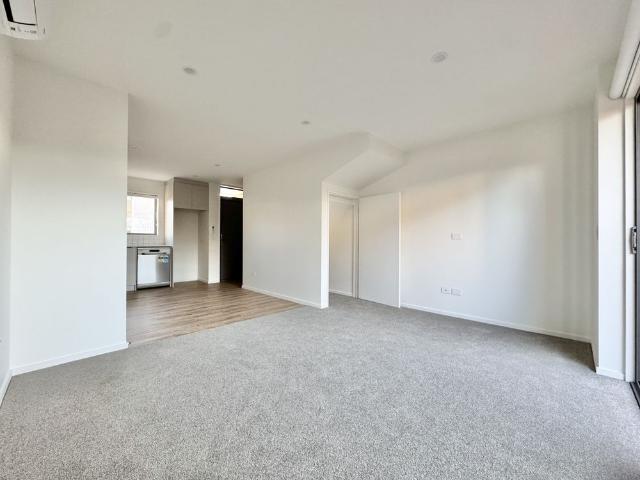 Townhouse for rent in Heathcote, Canterbury