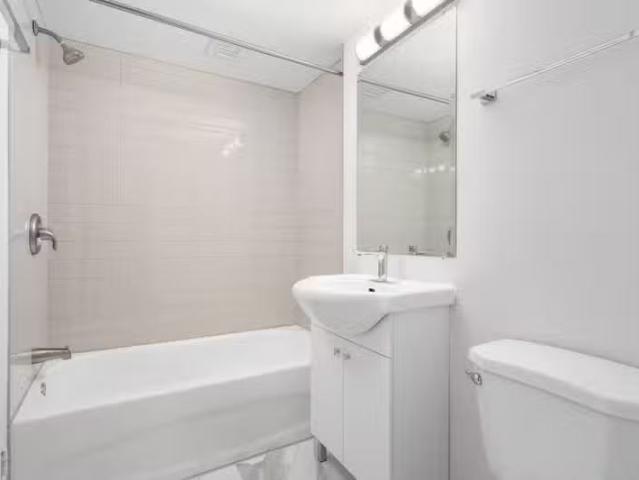 Condo for rent in St. Leonard's, Quebec