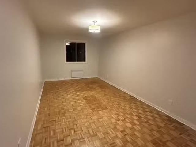 Condo for rent in Greenfield Park, Quebec