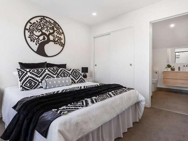 House for sale in Wairau Valley