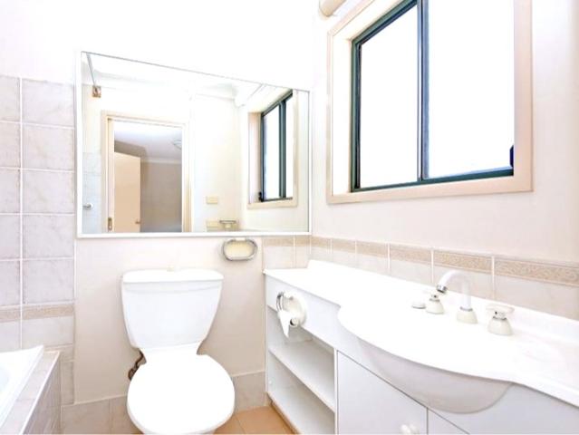 Townhouse for rent in Sydney, New South Wales