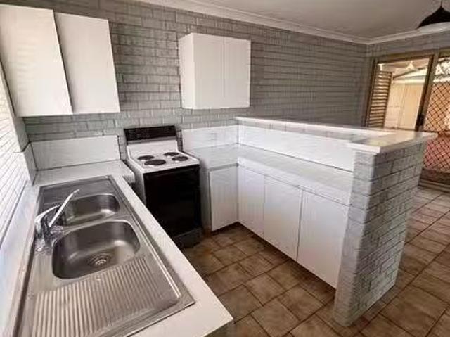 Apartment for rent in Halls Head