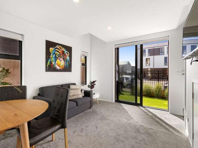 Townhouse for sale in Heathcote, Canterbury