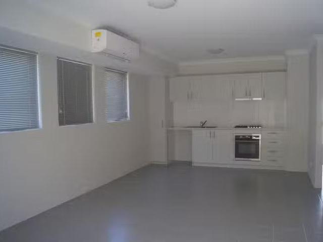 Apartment for rent in Rockingham, Western Australia