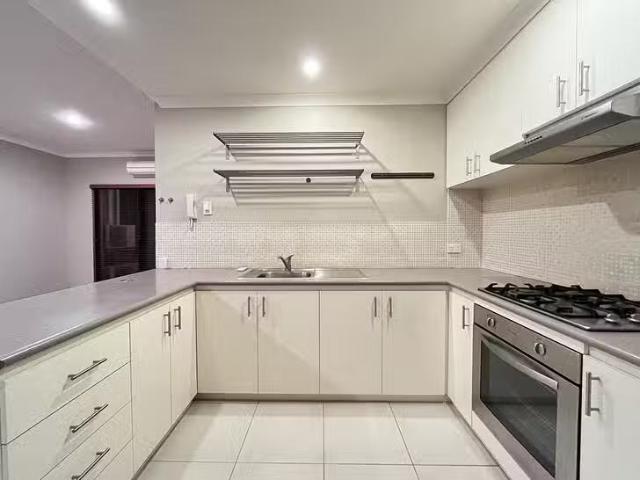 Apartment for rent in North Perth, Western Australia
