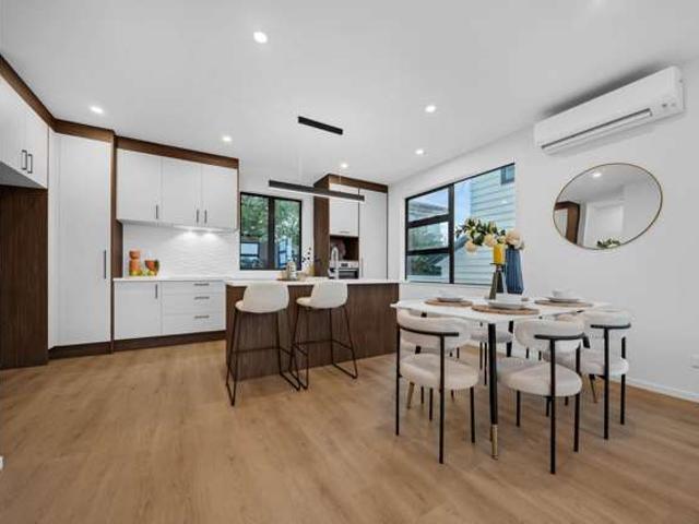 House for sale in Wairau Valley