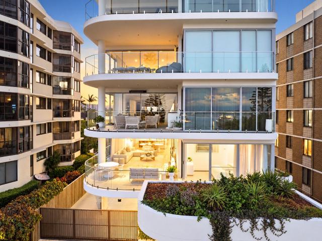 Apartment for rent in Biggera Waters, Gold Coast City