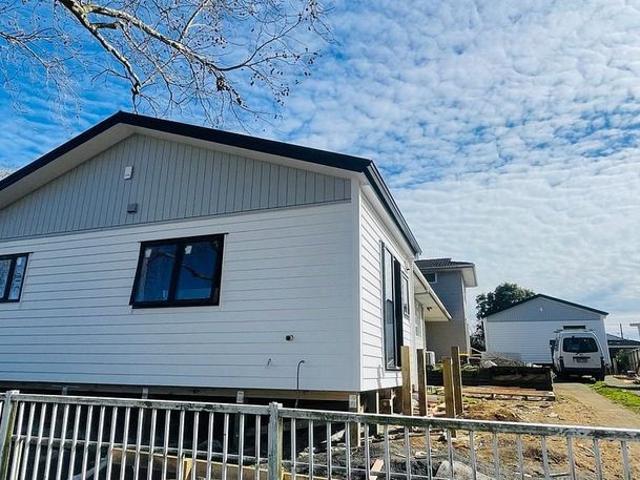 House for rent in Awhitu, Oroua County