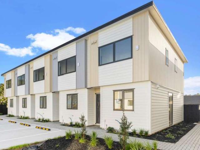 Apartment for sale in Howick