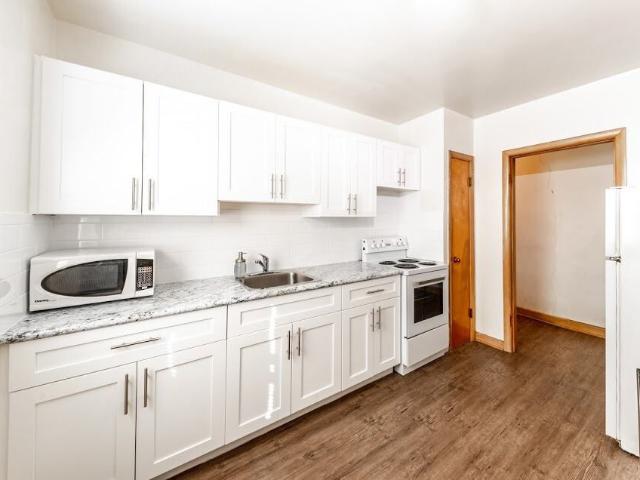 Apartment for rent in East St. Paul, Manitoba