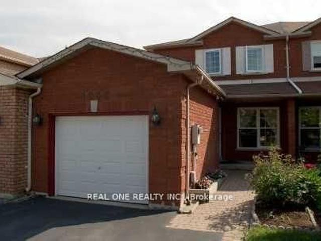 Townhouse for rent in Woburn, Ontario