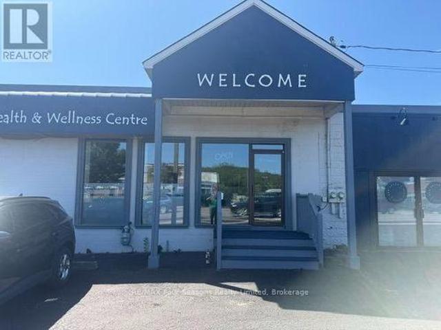 Commercial for rent in Collingwood, Ontario