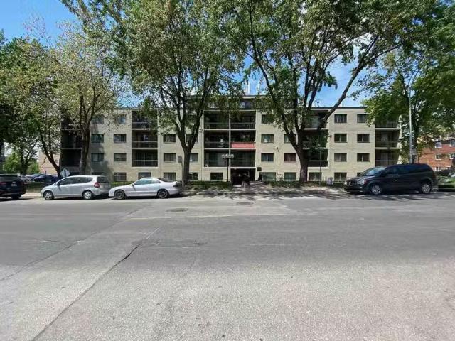 Condo for rent in St. Leonard's, Quebec