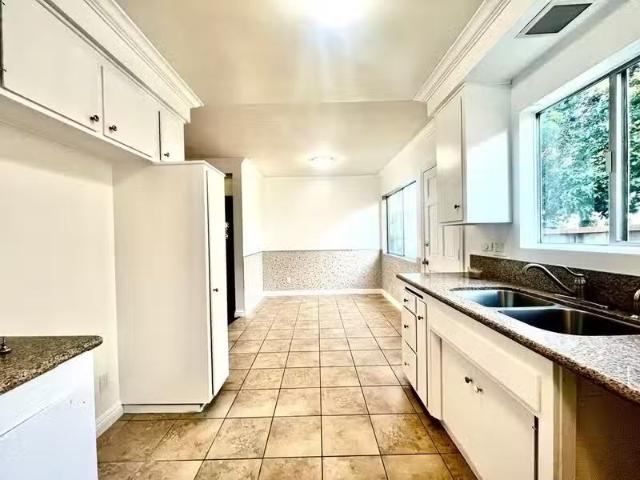Condo for rent in Inglewood