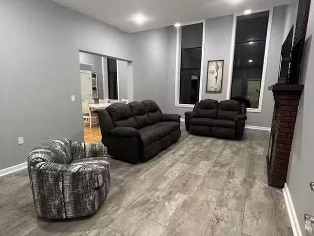 Condo for rent in Spencer