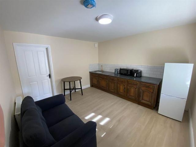 Studio to rent in North Tipperary