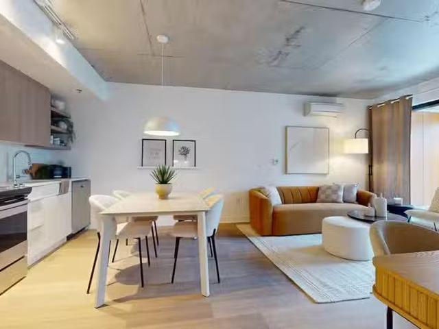 Condo for rent in St. Leonard's, Quebec