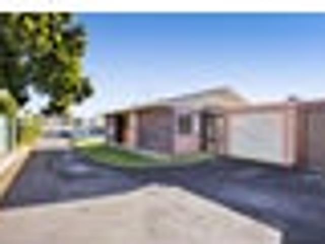 Apartment for sale in Hillsborough, Taranaki