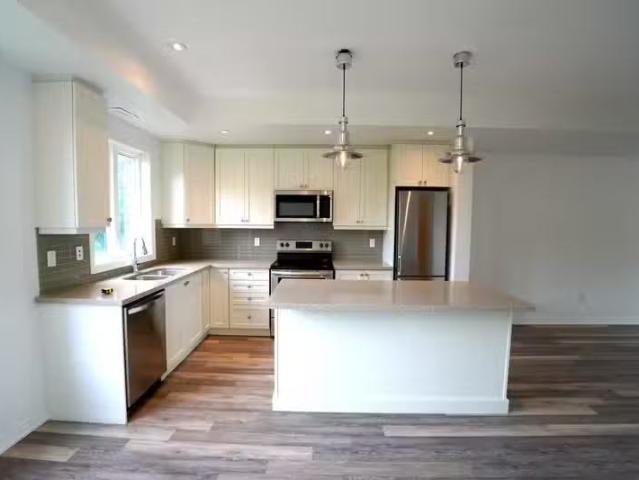 Condo for rent in Ancaster, Ontario
